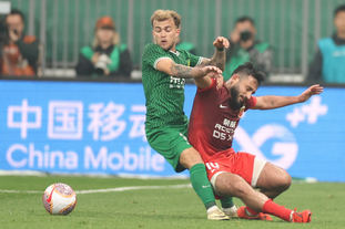 马约拉尔：被西班牙征召是我的目标；本泽马总会鼓励我（马约拉尔：目标是入选西班牙队，本泽马始终在鼓励我）