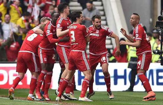 德国杯1／8决赛：拜仁3-2柏林联合 凯恩破门+送点柏林联合两送乌龙（德国杯1／8决赛：拜仁3-2险胜柏林联合，凯恩进球又送点，对手两记乌龙）