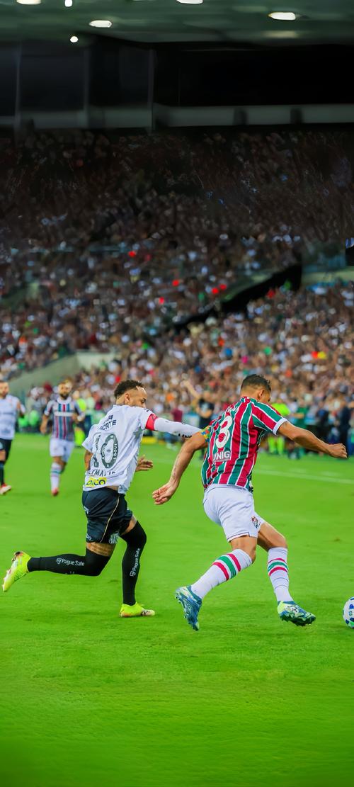 西海岸投资人：祝邵佳一在国足好运，希望广大球迷多多包容他（西海岸投资方：祝邵佳一在国足一切顺利，盼球迷更多包容）