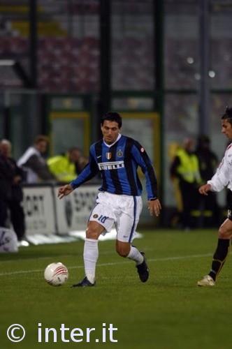 名宿：我不会让弗拉泰西当替补，任何比赛任何对手他都能进球（名宿表态：弗拉泰西绝非替补，无论对手是谁都能破门）